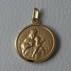 Picture of Sacred Heart of Jesus and and Our Lady of Mount Carmel Coining Sacred Scapular Medal Round Pendant gr 6 Yellow Gold 18k smooth edge Unisex Woman Man 
