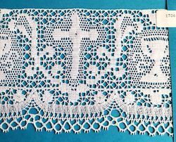Picture of Bobbin Lace Cross and Chalice Embroidery H. cm 13 (5,1 inch) pure Cotton White for Altar Tablecloth and Liturgical Vestments