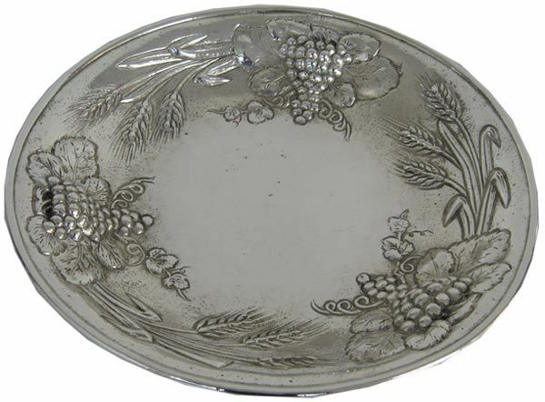 Imagen de Bandeja decorada con uva y trigo, baño en plata