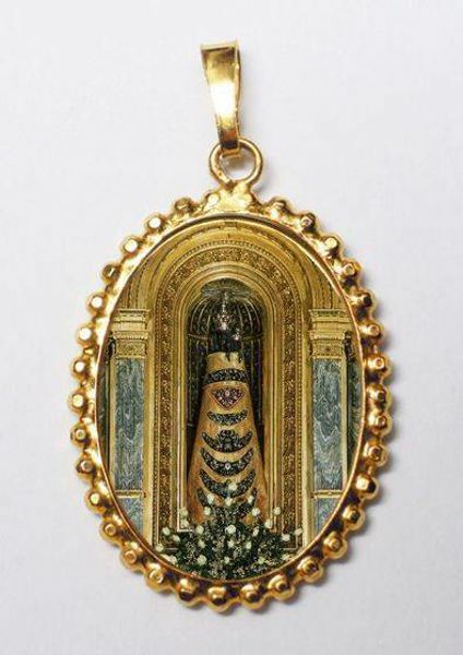 Imagen de Nuestra Señora de Loreto Medalla colgante oval de corona mm 24x30 (0,94x1,18 inch) Plata con baño de oro y Porcelana para Mujer