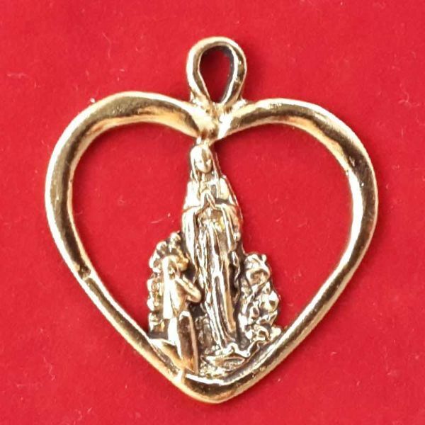 Immagine di Medaglia Cuore con Madonna di Lourdes ottone