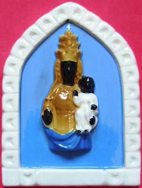 Immagine di Madonna di Oropa Formella da muro 19x13 cm ceramica invetriata Deruta