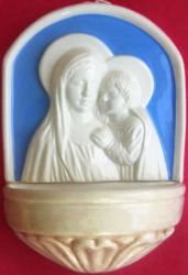 Imagen de Virgen con el Niño Pila de Agua Bendita cm 17 (6,7 in) Bajorrelieve Cerámica Della Robbia Benditera