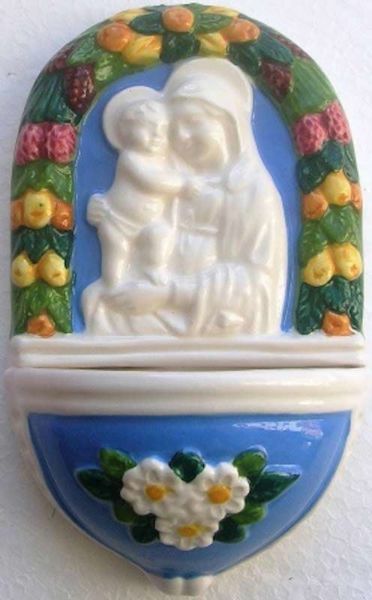 Immagine di Madonna con Bambino e Fiori Acquasantiera cm 15 (5,9 in) Bassorilievo Ceramica Robbiana