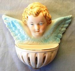 Picture of Guardian Angel Holy Water Stoup cm 15 (5,9 in) Hand-painted Glazed Ceramic