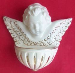 Picture of Guardian Angel Holy Water Stoup cm 15 (5,9 in) White and Gold Glazed Ceramic 