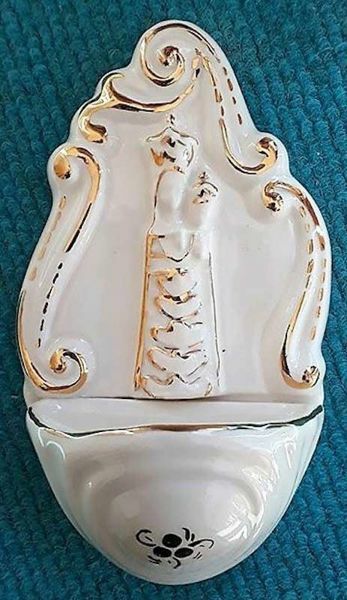 Picture of Our Lady of Loreto Holy Water Stoup cm 14 (5,5 in) White and Gold Glazed Ceramic 
