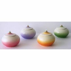 Picture of Set of 4 Liquid Wax Votive Lanterns cm 12 (4,7 in) Ceramic Oil Lamps Liturgical Colors