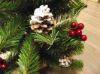 Immagine di Albero di Natale piccolo bacche rosse pigne 60 cm PVC ignifugo Made in Italy 