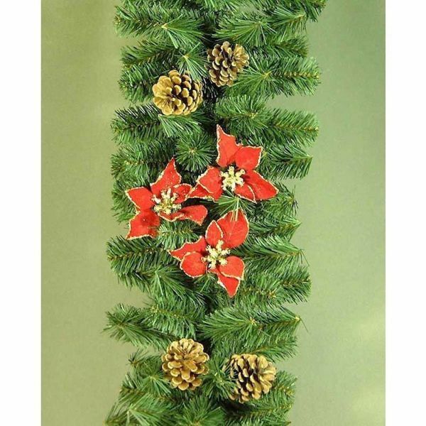 Imagen de Guirnalda navideña L. 2,75 m (108 inch), diám. cm 28 (11 inch)  en plástico PVC verde con flores rojas de Navidad y piñas naturales