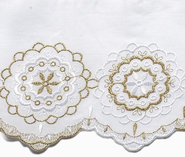 Picture of Lace Rosette H. cm 14 (5,5 inch) Pure Cotton White/Gold Lacework Edging for liturgical Vestments 