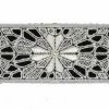 Immagine di Pizzo macramè al metro Sole per tovaglia altare H. 6 cm