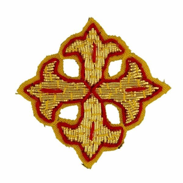 Immagine di Croce ricamata gigliata decorazione oro con bordo rosso H. cm 3 (1,2 inch) in filato metallico e Viscosa Applicazione per Casula Stole e Paramenti liturgici
