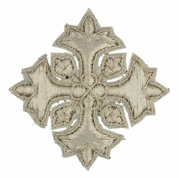Imagen de Cruz de lis bordada oro o plata H. 5 cm