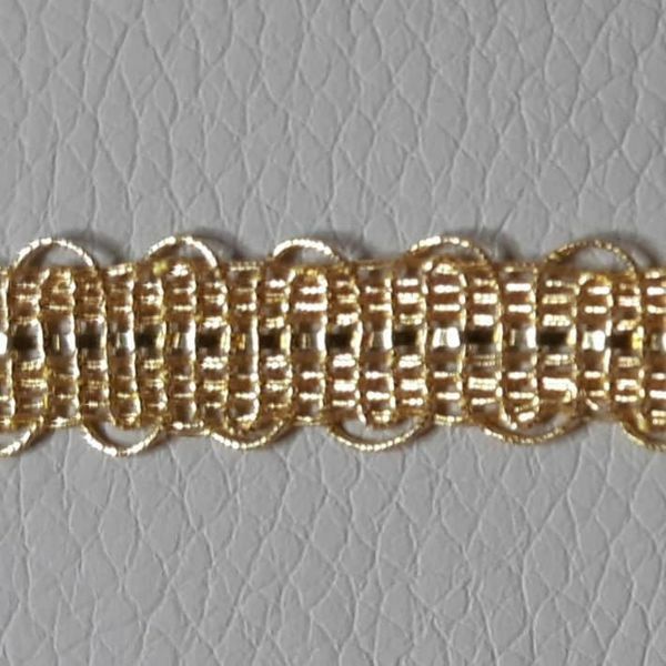 Imagen de Agreman dorado encaje H. 0,8 cm hilo metálico y viscosa para vestimenta 