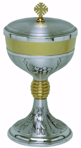 Picture of Liturgical Ciborium H. cm 22,5 (8,9 inch) Cross Lamb Grapes Ears of Wheat in chiseled brass Gold Silver 