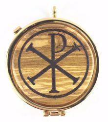 Immagine di Teca eucaristica Viatico Scatola per Ostie Diam. cm 5 (2,0 inch) Simbolo Pax in Ottone dorato e Legno di Ulivo di Assisi