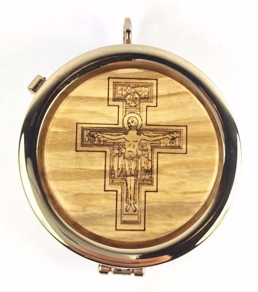 Immagine di Teca eucaristica Viatico Scatola porta Ostie Diam. cm 6 (2,4 inch) Croce di San Damiano in Ottone dorato e Legno di Ulivo di Assisi