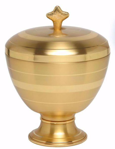 Picture of Liturgical Ciborium H. cm 15 (5,9 inch) smooth satin finish in burnished brass Gold Silver 