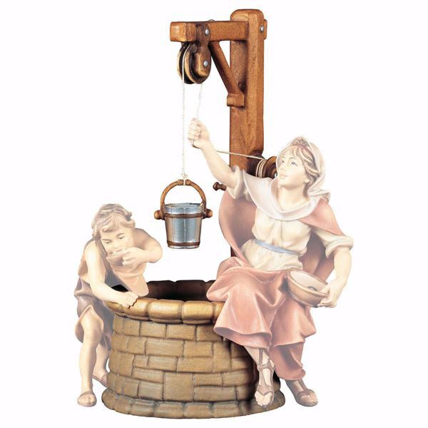 Picture of Fountain with Bucket cm 10 (3,9 inch) hand painted Ulrich Nativity Scene Val Gardena wooden Statue baroque style