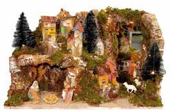 Immagine di Set Natività Sacra Famiglia 4 Pezzi con Paesaggio cm 10 (39 inch) Villaggio Presepe Euromarchi con luci 
