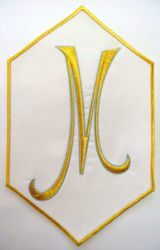 Picture of Hexagonal Embroidered Iron on Applique Patch Marian Symbol M cm 19,2x31,3 (7,6x12,3 inch) on Satin Ivory Chorus Emblem for liturgical Vestments