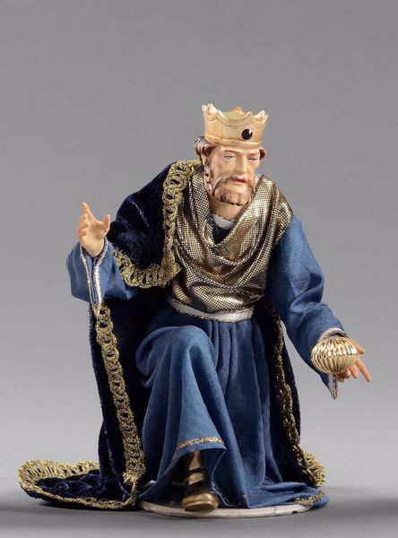 Picture of Melchior Saracen Wise King kneeling cm 30 (11,8 inch) Hannah Orient dressed nativity scene Val Gardena wood statue with fabric dresses 