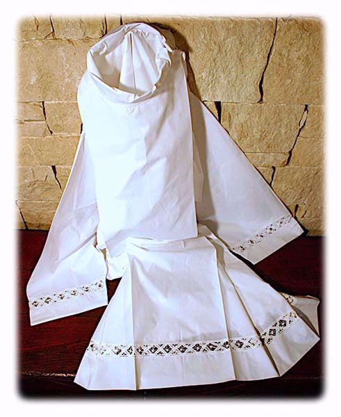 Picture of MADE TO MEASURE Square neck liturgical Alb with geometric Brussels lace white cotton blend fabric.
