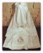 Imagen de A MEDIDA Alba litúrgica cuello cerrado bordado directo y sobre tul Cordero mezcla de algodón blanco