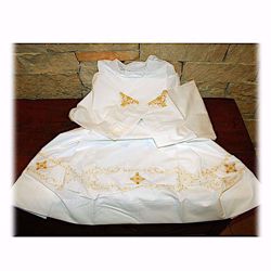 Immagine di SU MISURA Camicione liturgico collo chiuso ricamo oro arabesco misto cotone bianco