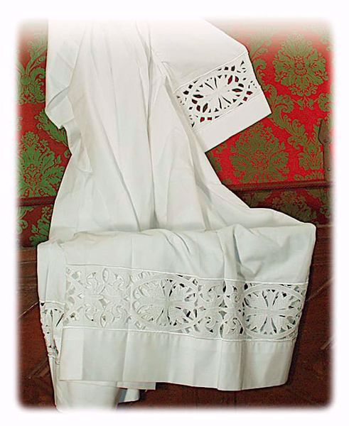 Picture of MADE TO MEASURE White Alb, large Crosses guipures embroidery cotton blend