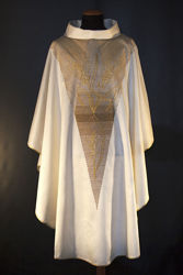 Imagen de Casulla moderna, Cuello Anillo, bordado directo de Espigas Lana pura Marfil