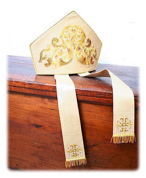 Immagine di Mitria liturgica Stile Moderno Disegno Ramage Filato Oro Paillettes Raso 