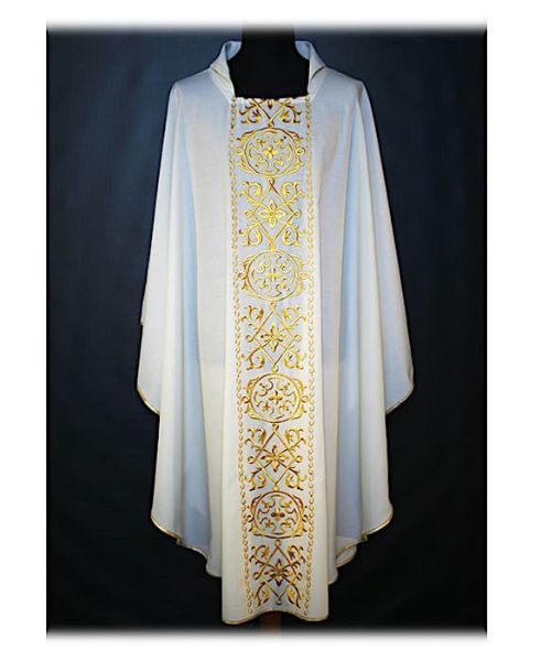 Immagine di Casula sacerdotale collo aperto ricamo classico diretto oro tela vaticana