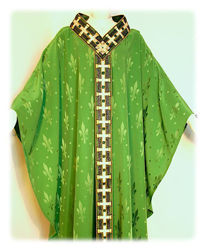 Picture of Chasuble Gold filigree Embroidery Lurex Crystal rhinestones Damascus Lily Ivory Red Green Violet