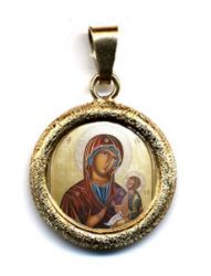 Picture of Madonna with Child Gold plated Silver and Porcelain round Pendant diamond-cut finish Diam mm 19 (075 inch) Unisex Woman Man