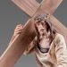 Immagine di Gesù porta la croce 12 cm (4,7 inch) Presepe vestito Immanuel stile orientale statua in legno Val Gardena abiti in stoffa