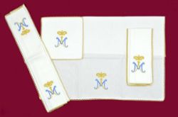 Picture of 4-pieces Set Altar Cloths in White Linen blend with Crown and “M” Marian Embroidery by Chorus - Gold and Silk yarn