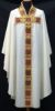 Imagen de Casulla sacerdote cuello V estolón oro aplicaciones terciopelo bordado oro y strass