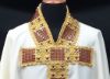 Imagen de Casulla sacerdote cuello V estolón oro aplicaciones terciopelo bordado oro y strass