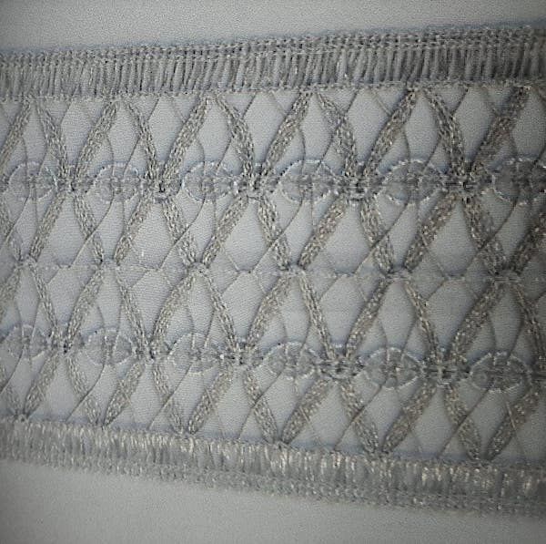 Picture of Gold net braided Trim H. 9,5 cm (3,74 inch) viscose & polyester