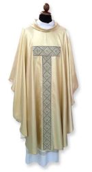 Picture of Gold lamé Chasuble 8 cm (3,1 inch) Tau galloon on front, straight back- Gold