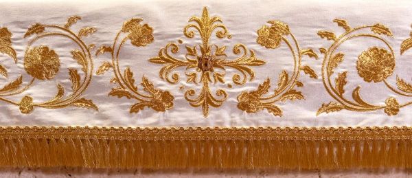 Picture of Solemn Baroque altar tablecloth, front embroidery, hand-sewn luminous stones 63x39 inch - Ivory, Violet, Red, Green