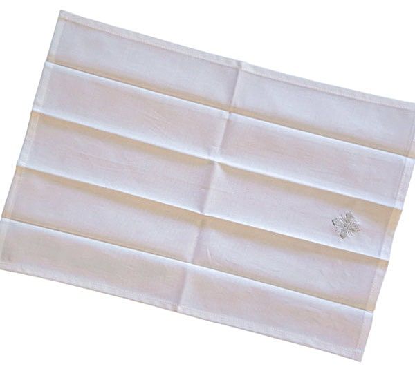 Imagen de 4 piezas - Manutergio litúrgico algodón blanco puro bordado Cruz y encaje