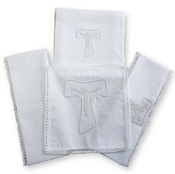 Picture of 4-piece pure white cotton mass service with Tau embroidery