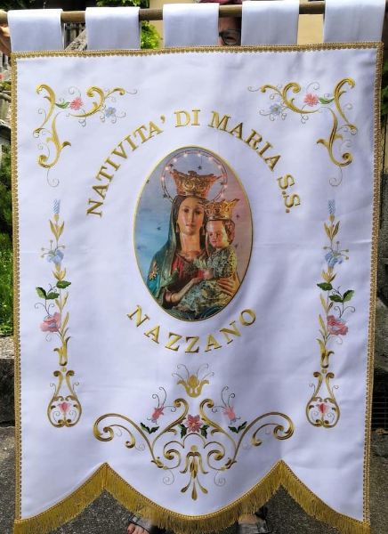 Picture of Catholic church Banner 89x115 cm CUSTOM gold and colors floral embroidery