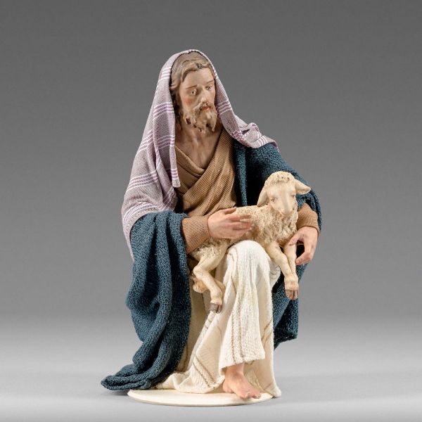 Picture of Shepherd Kneeling with lamb Hannah Orient Nativity 5,5 inch palestinian style wood & fabric