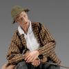 Immagine di Uomo anziano seduto Presepe Hannah Alpin 12 cm stile tirolese legno e stoffa