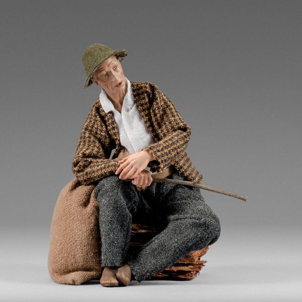 Picture of Old man sitting Hannah Alpin Nativity 5,5 inch rustic style wood & fabric