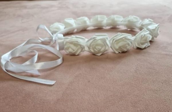 Immagine di Coroncina Prima Comunione con Rose - Bianco